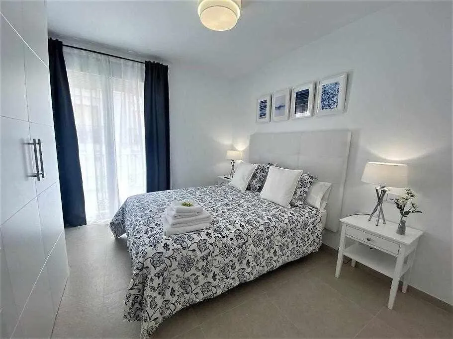 אסטפונה XVI Apartamentos Morales & Arnal דירה