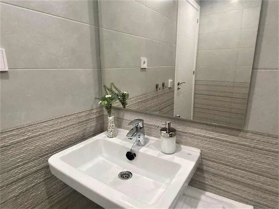 אסטפונה XVI Apartamentos Morales & Arnal דירה