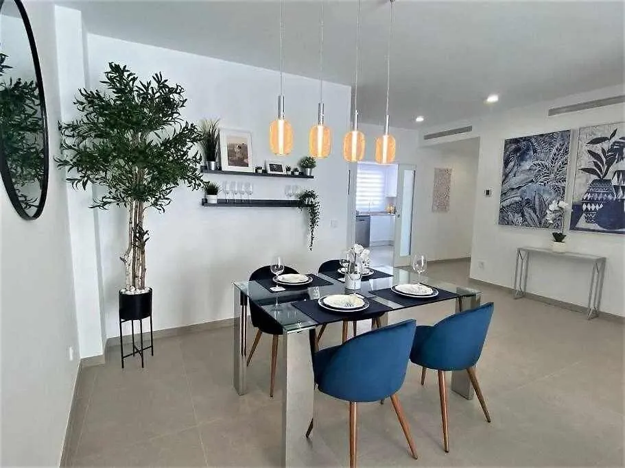 אסטפונה XVI Apartamentos Morales & Arnal ספרד